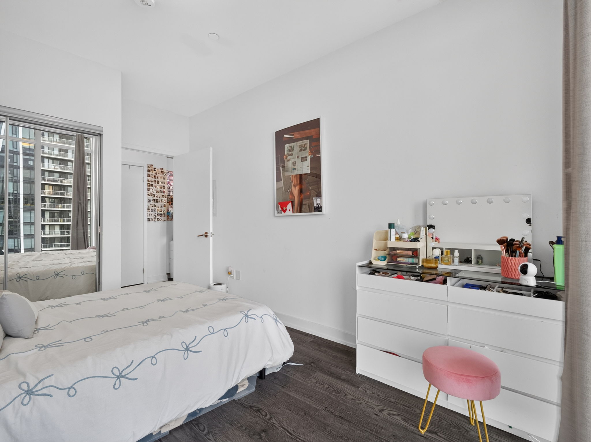 20 O'Neill Rd 1617 Toronto, ON M3C 0R2