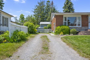 20 Ontario St, Bowmanville ON