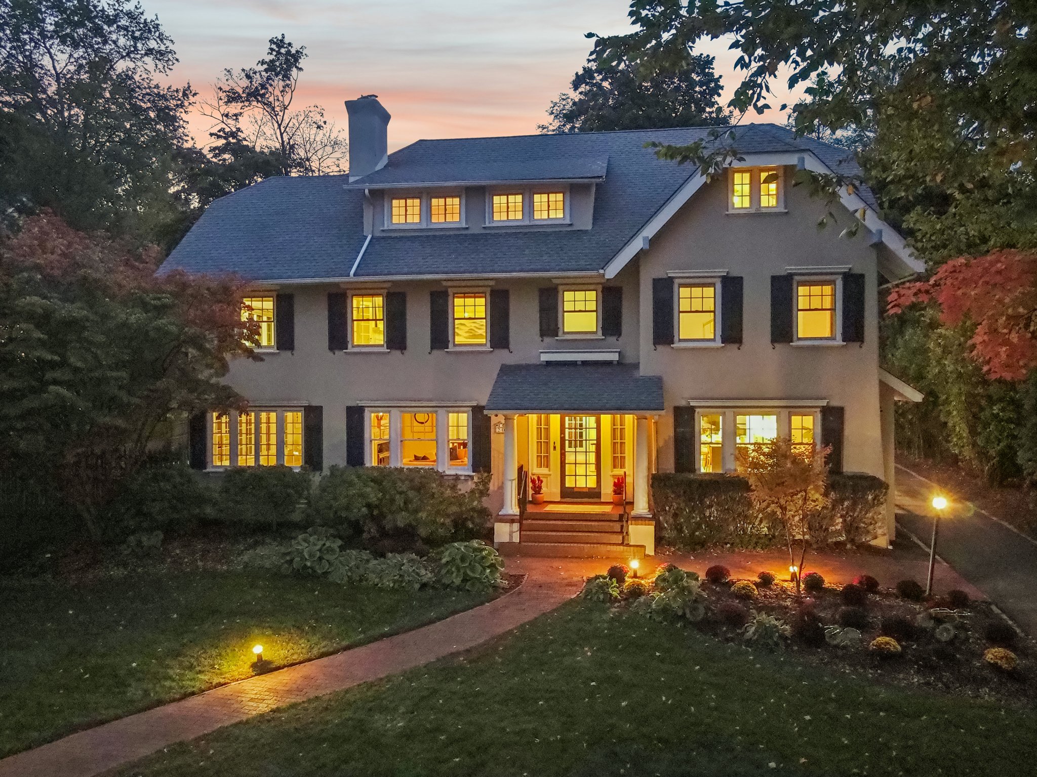 VMD004Dusk.jpg