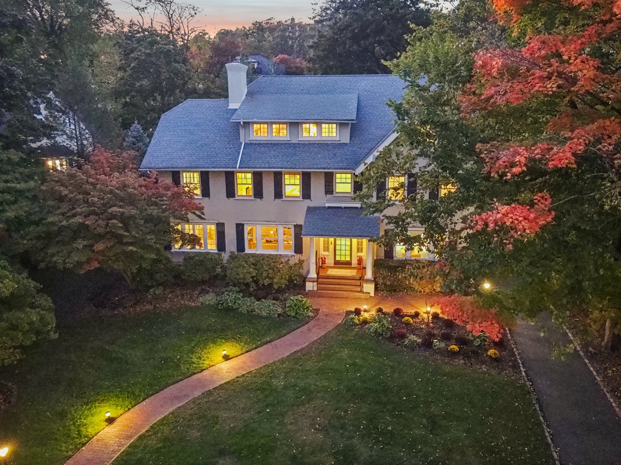 VMD005Dusk.jpg