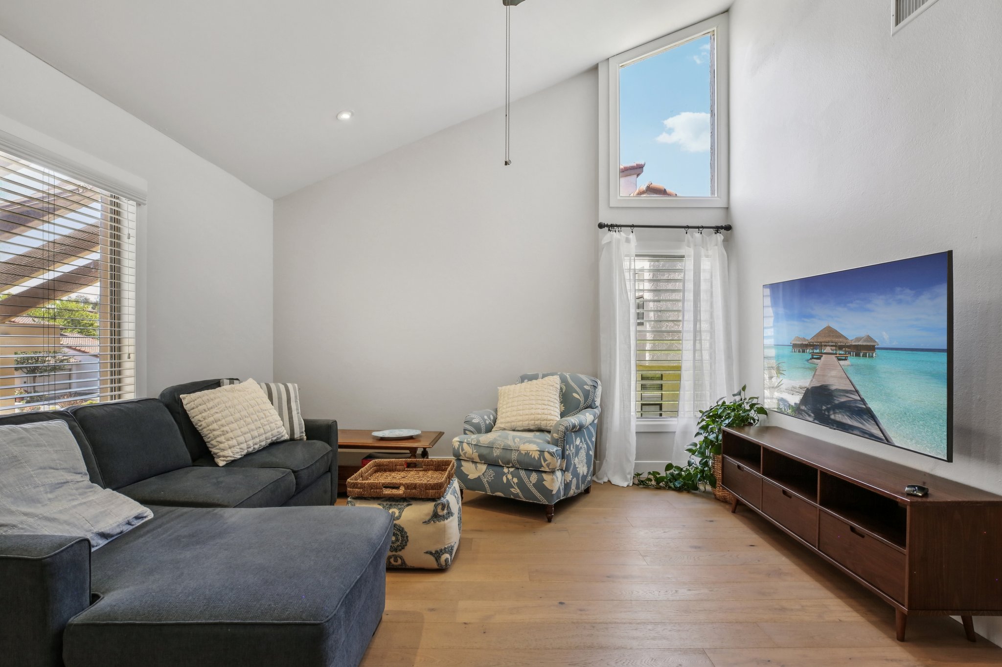Seaview Dr-L3107-029.jpg