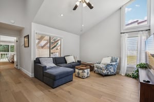 Seaview Dr-L3107-030.jpg