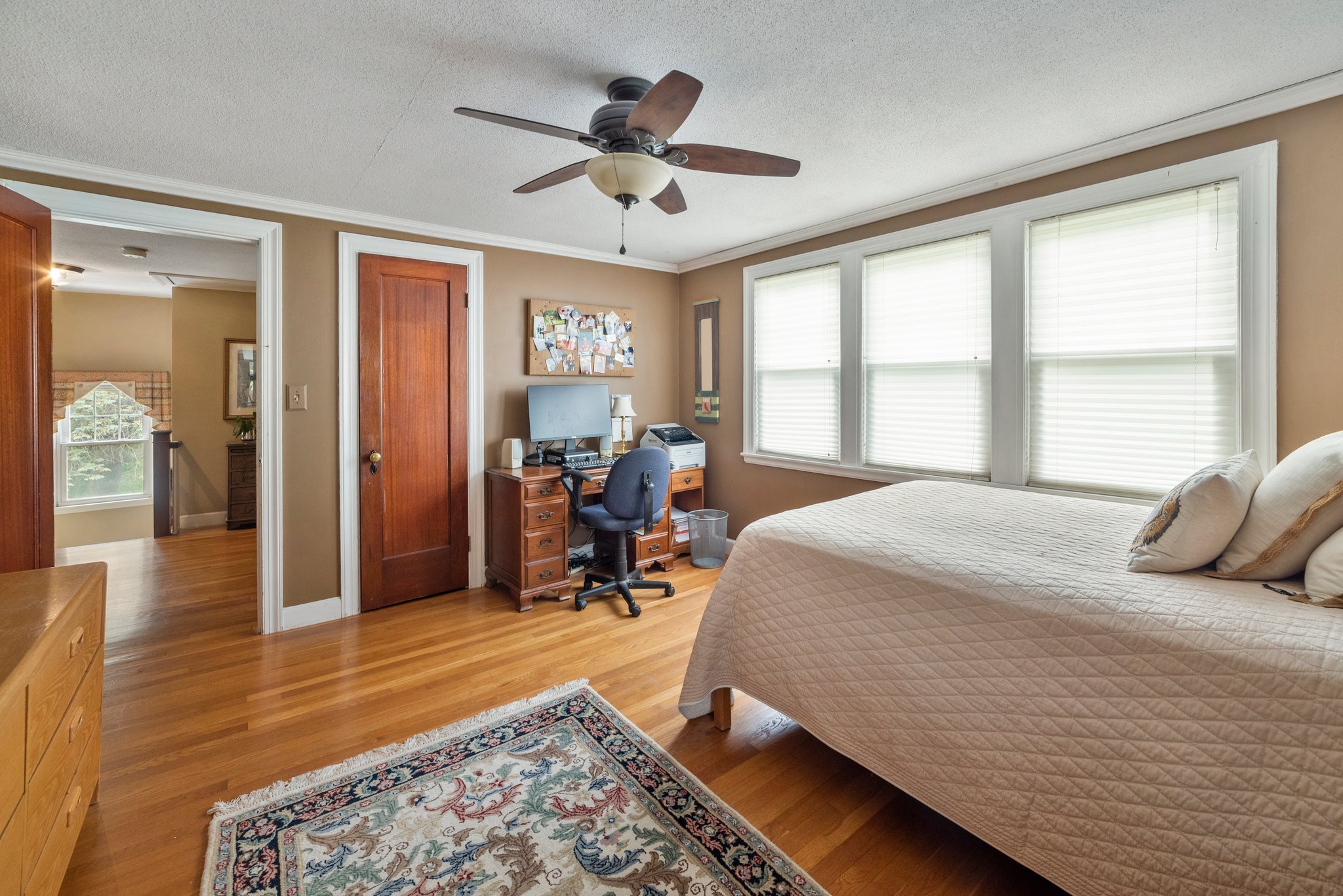 20 Somers Rd, East Longmeadow, MA 01028 Seven Roads Media