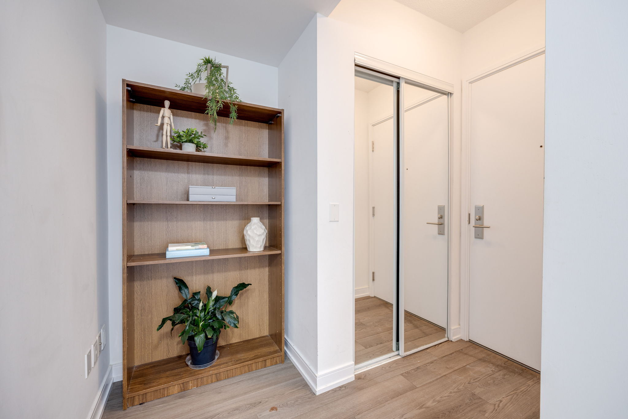 Toronto property showcase — delivered property photograph 14