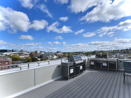 Outdoor Space - Roof Deck