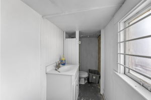  Photo 49