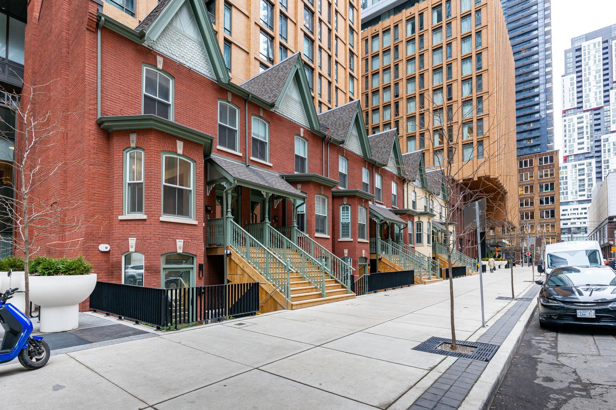 Property in Toronto — delivered property photograph 3