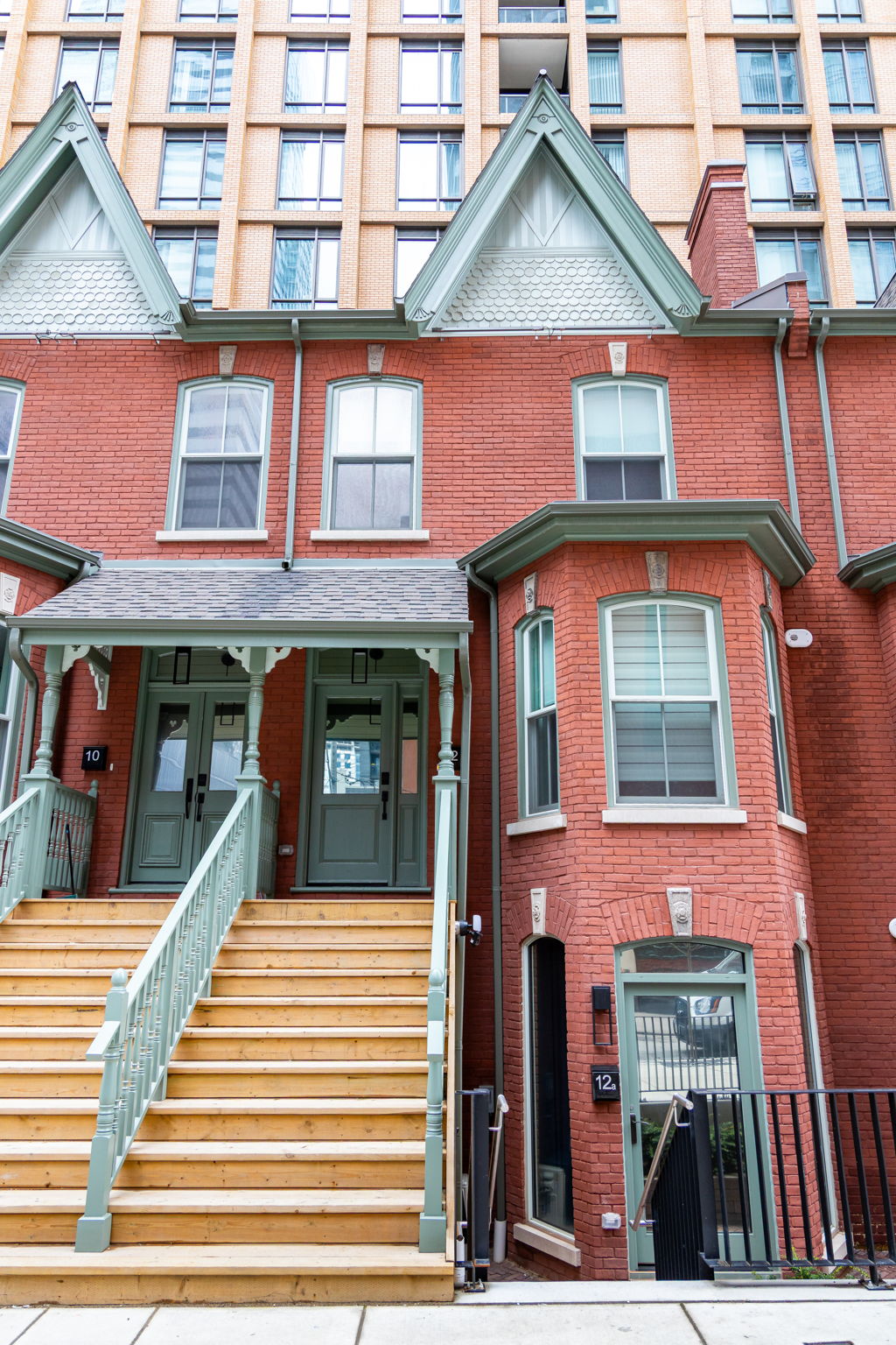 Property in Toronto — delivered property photograph 6