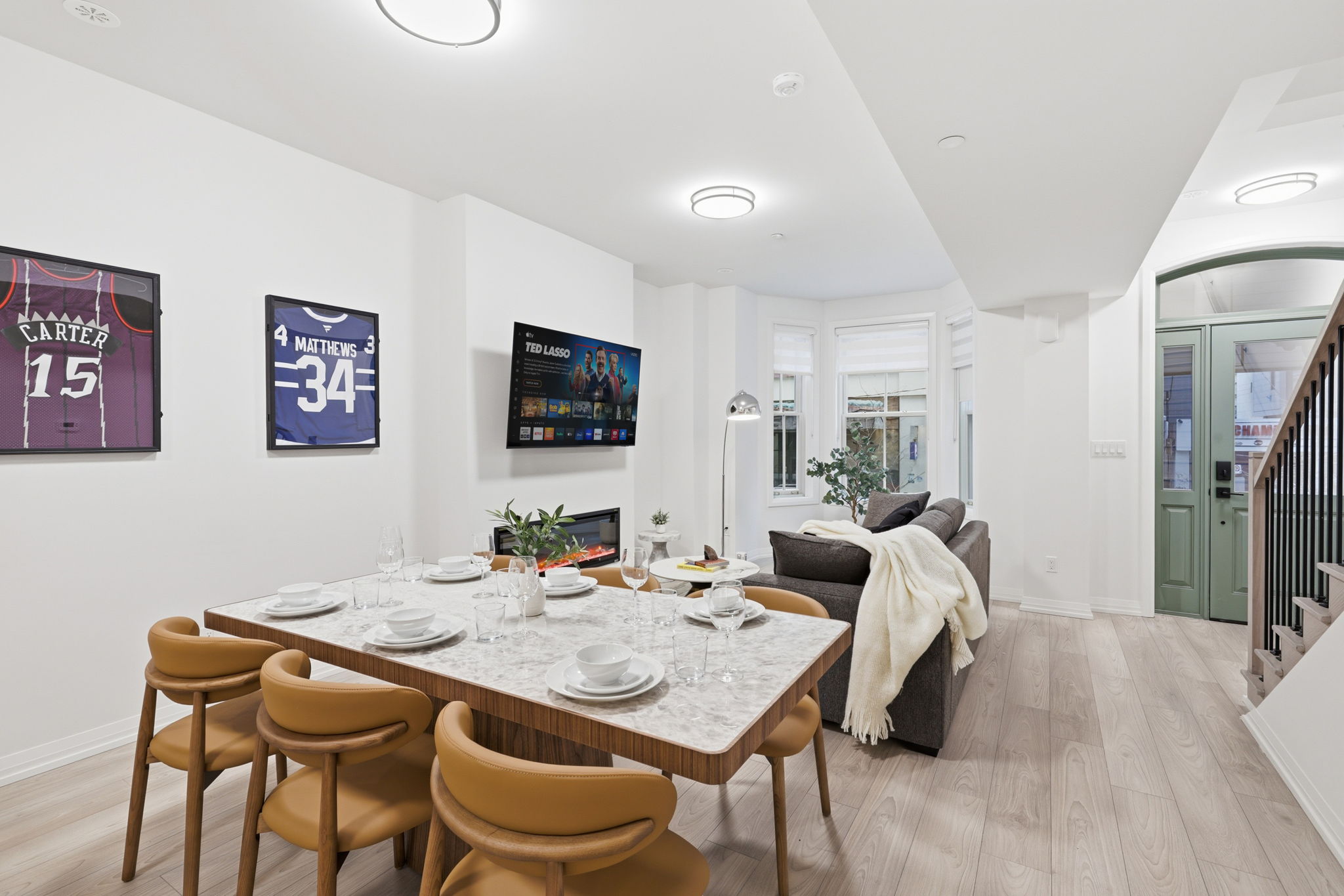 Property in Toronto — delivered property photograph 20