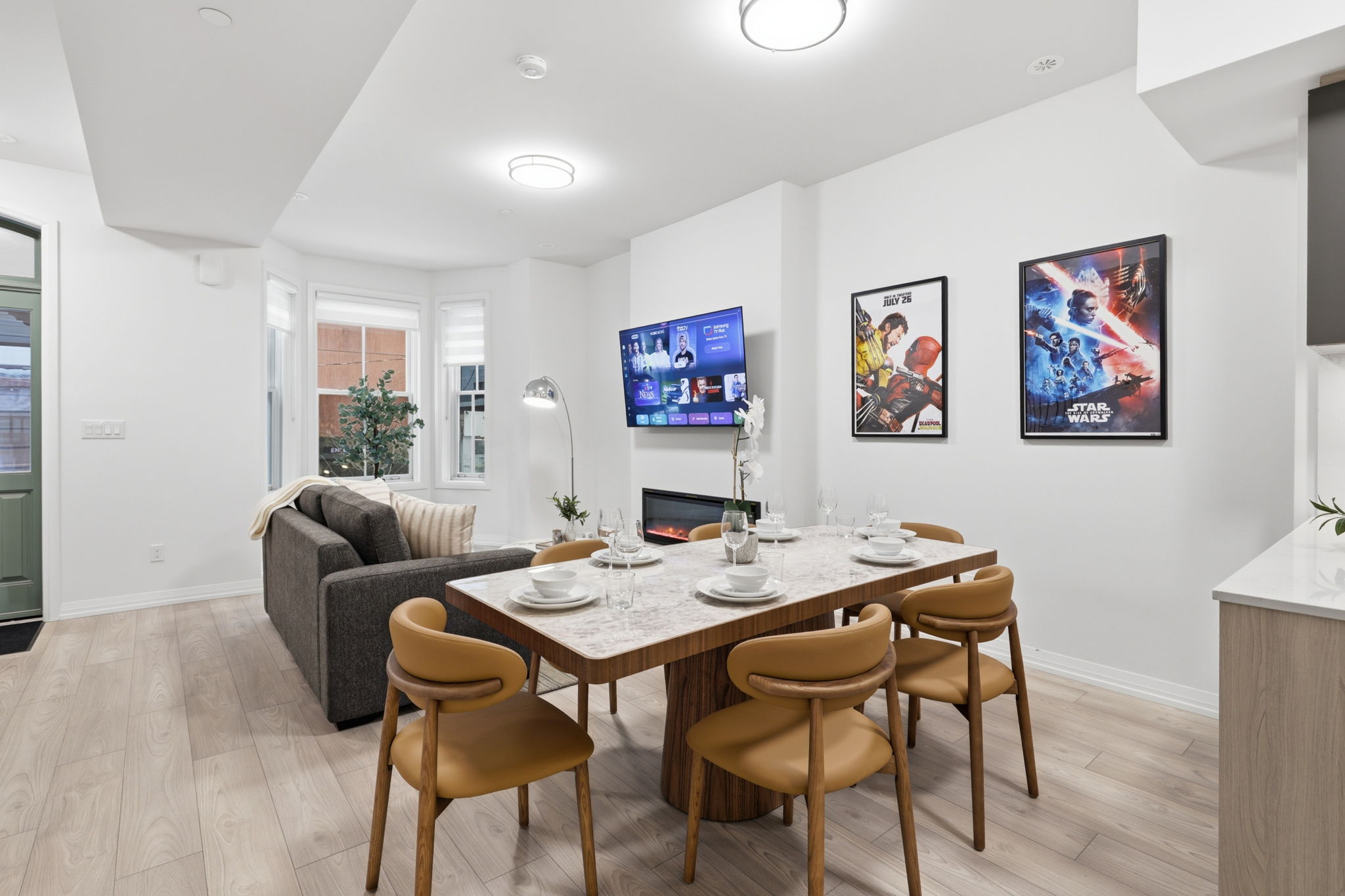 Property in Toronto — delivered property photograph 97