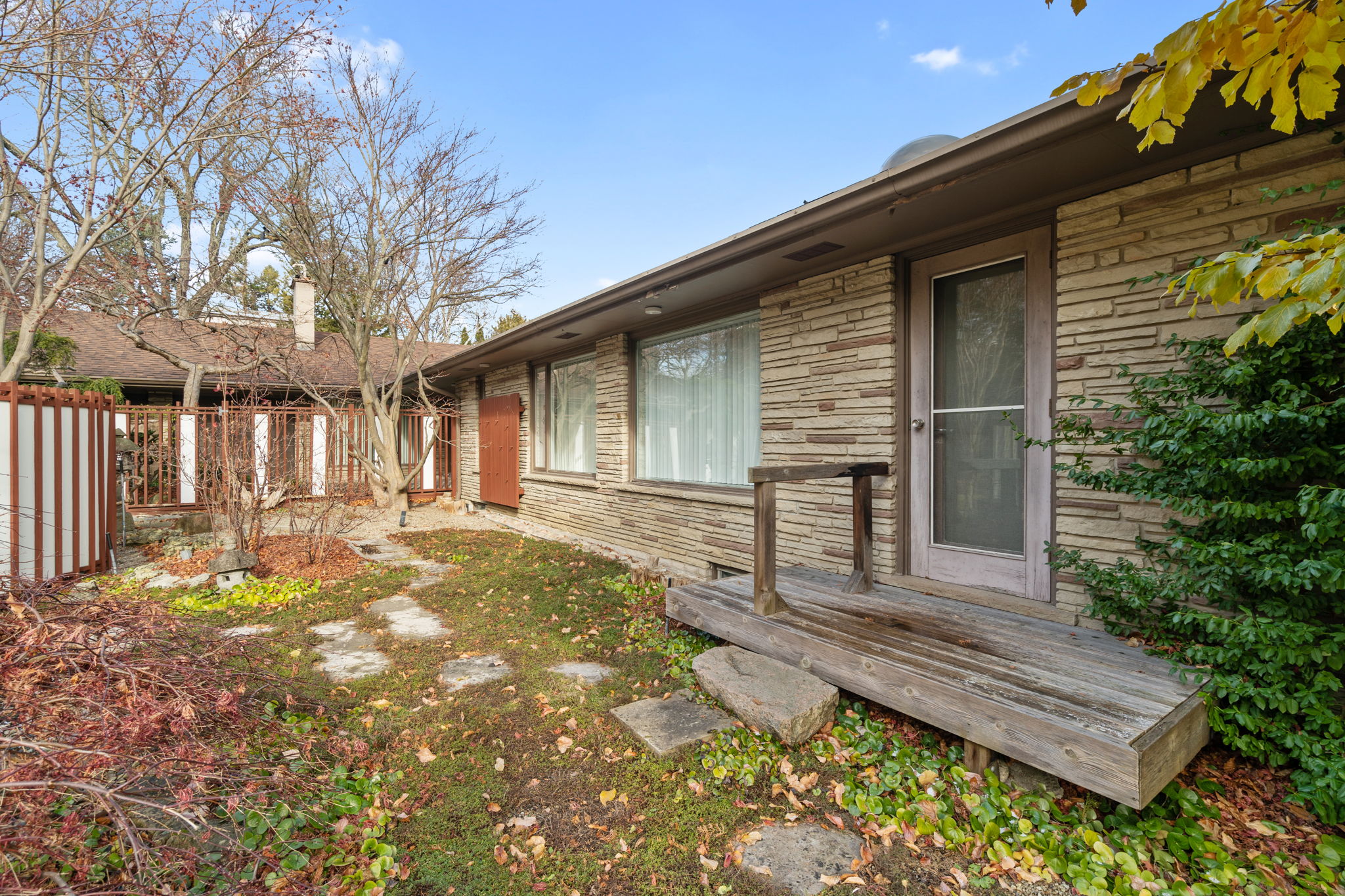 20 Wilket Rd Toronto, ON M2L 1N6