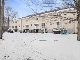 20 Woodland Dr unit 379 Lowell 40