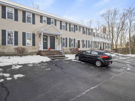 20 Woodland Dr unit 379 Lowell 36