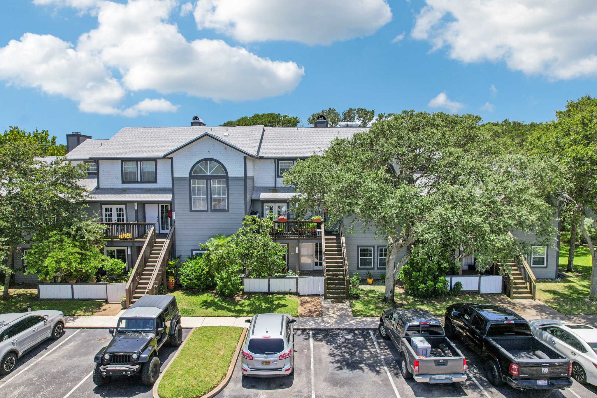 16th St 103A-S0207-036.jpg