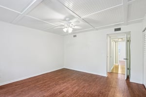 16th St 103A-S0207-009.jpg
