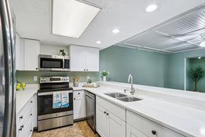 16th St 103A-S0207-018.jpg