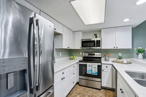 16th St 103A-S0207-019.jpg