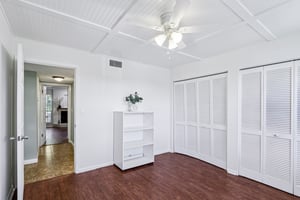 16th St 103A-S0207-027.jpg