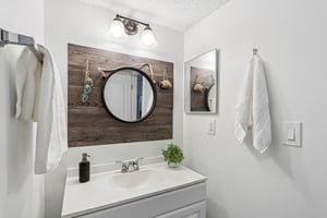 16th St 103A-S0207-031.jpg