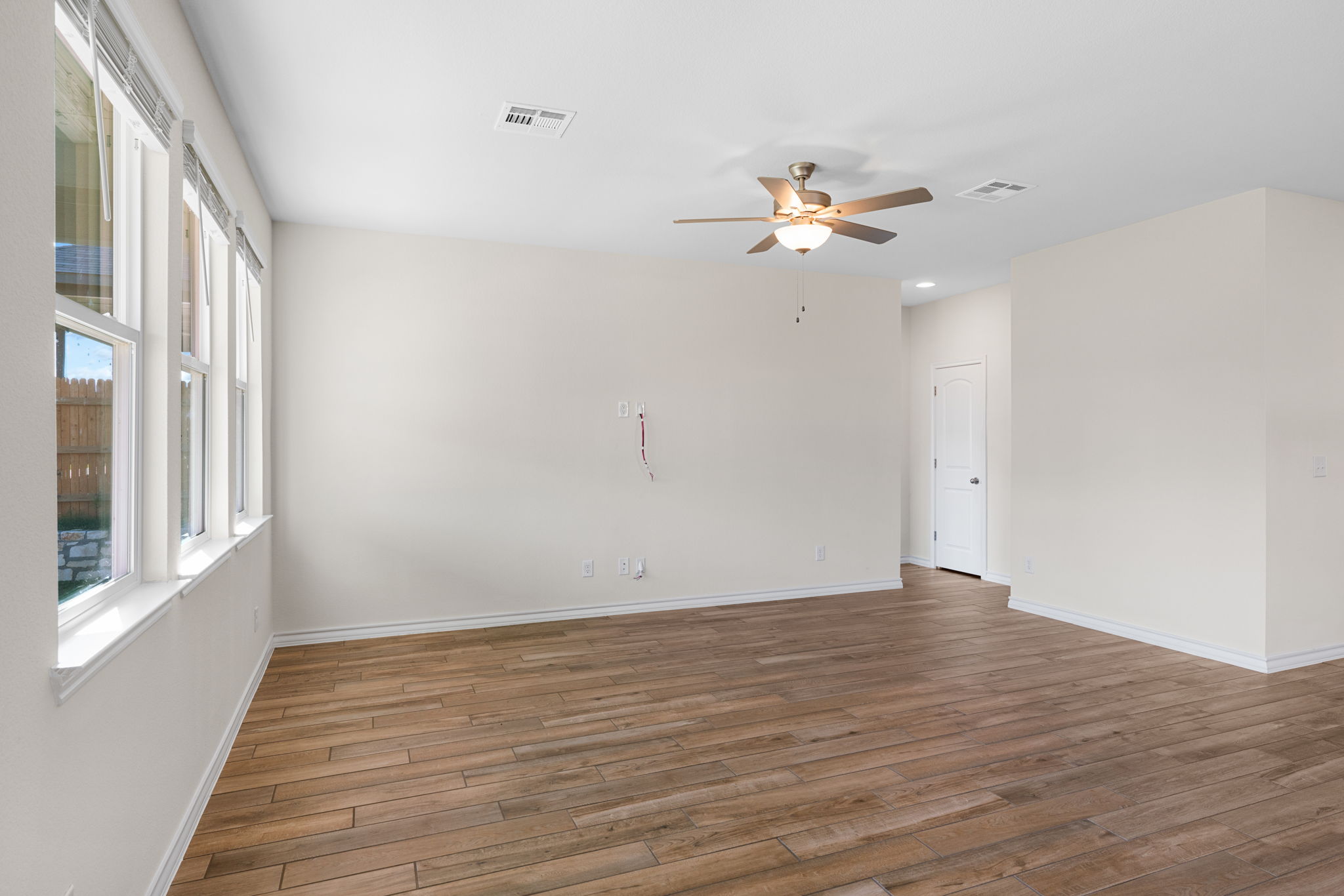 200 Caisson Trl, Liberty Hill, TX 78642 DH Real Estate Media