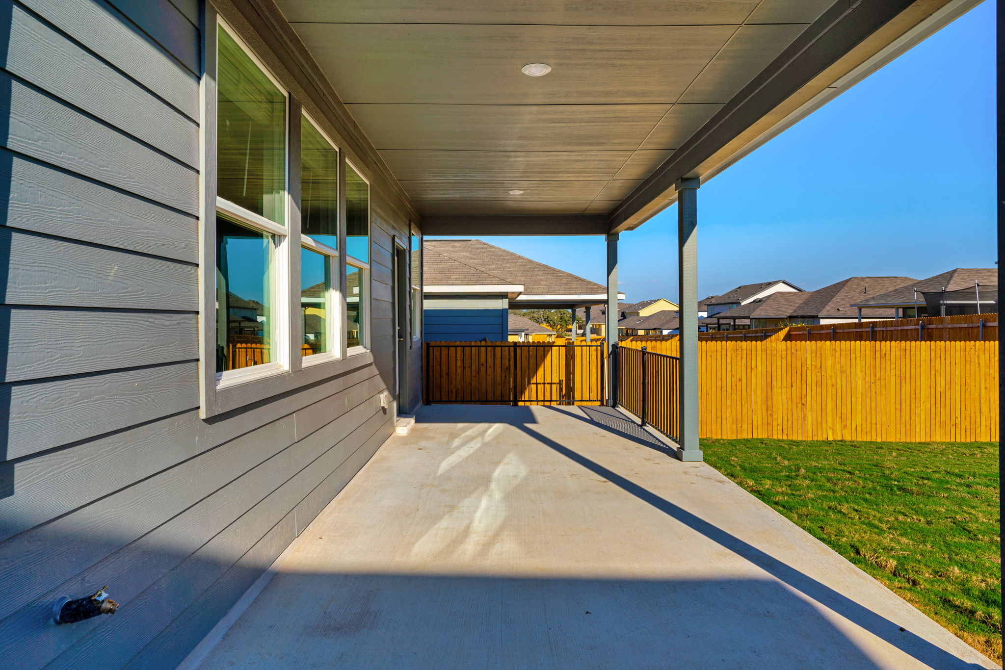 200 Caisson Trl, Liberty Hill, TX 78642 DH Real Estate Media