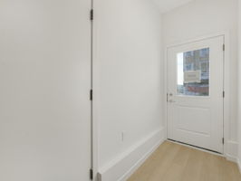 VX- Interior Image - (1)