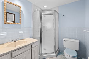  Photo 46