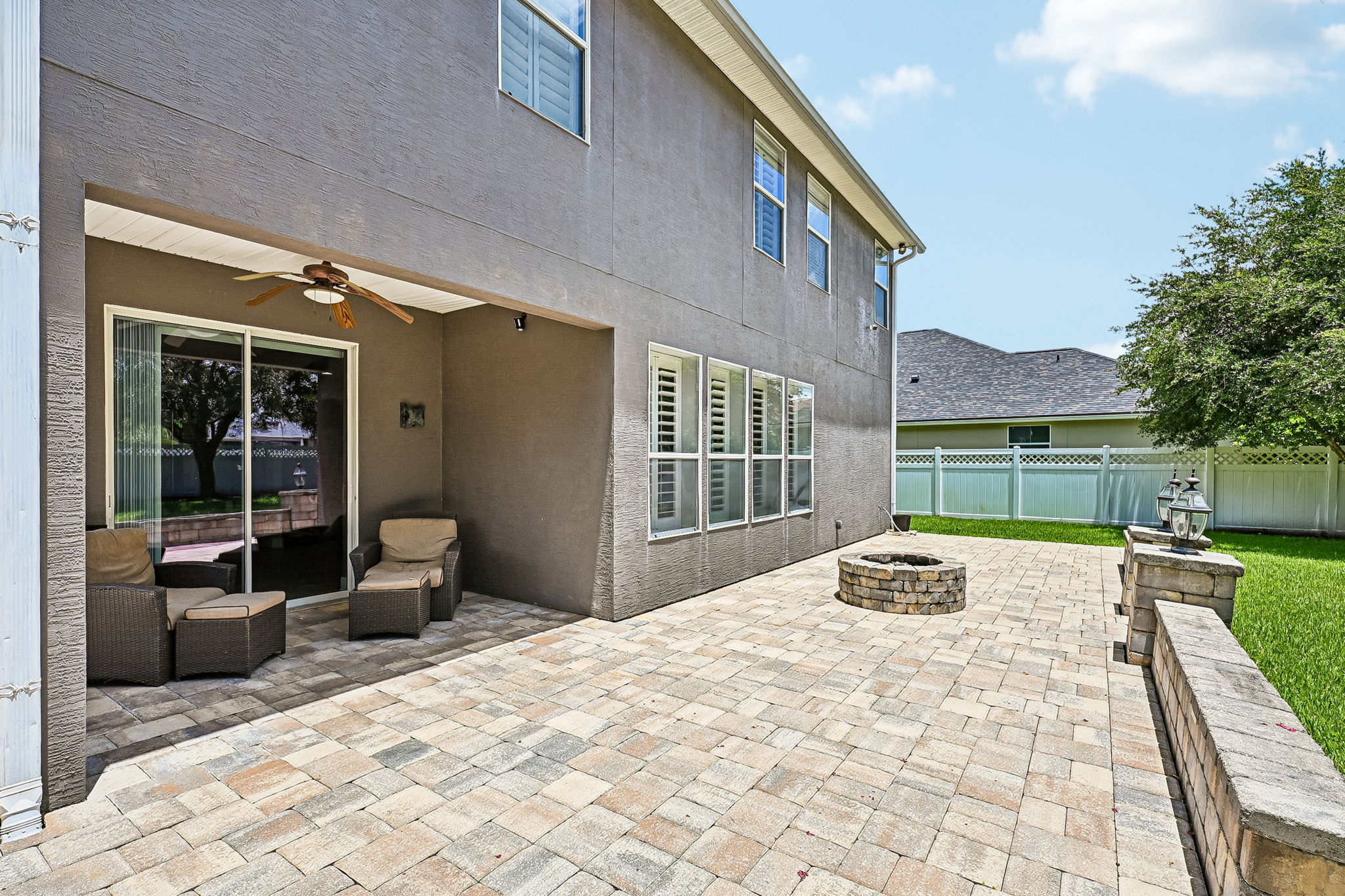 Huntston Way-S2306-008