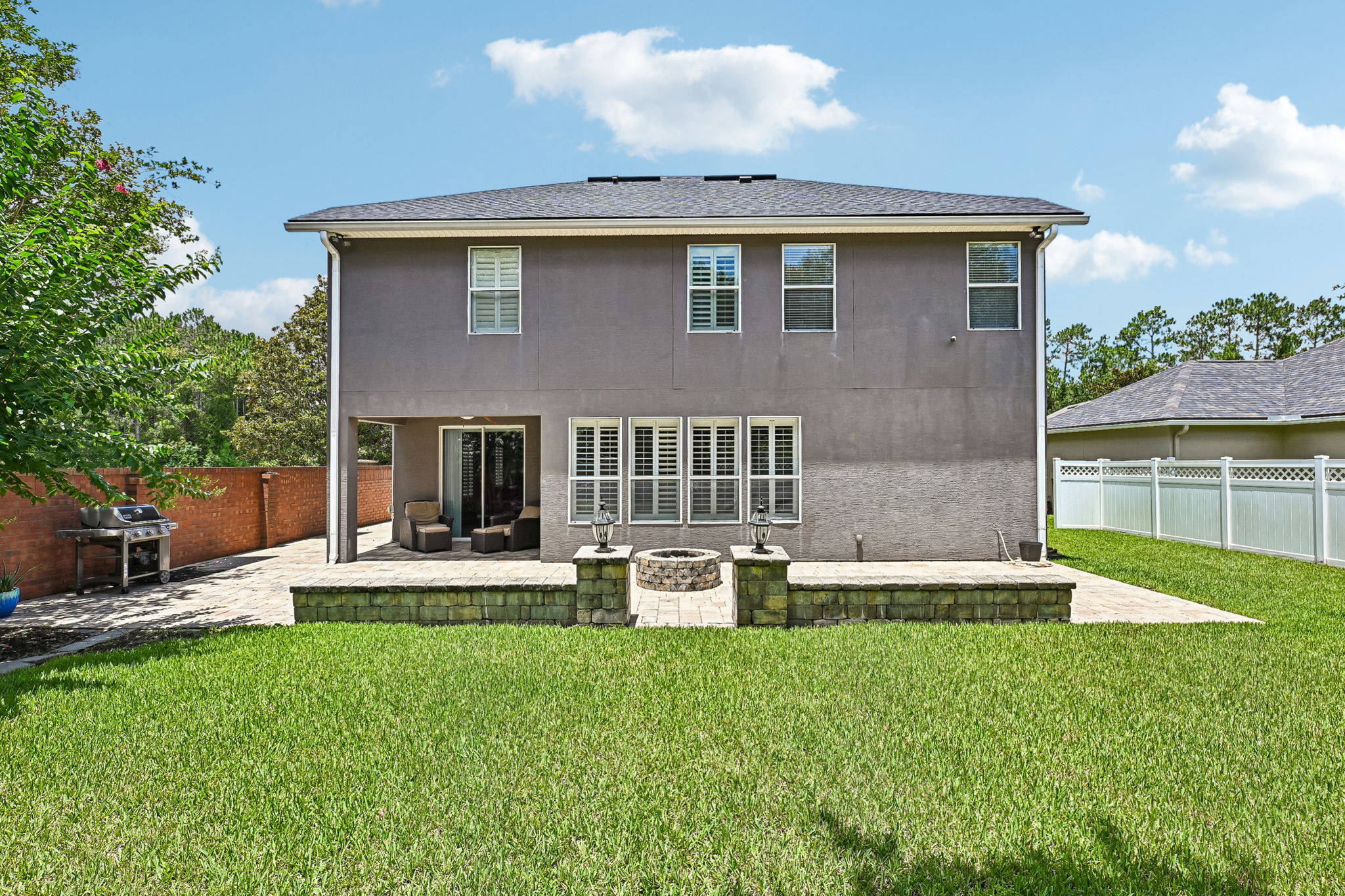 Huntston Way-S2306-011