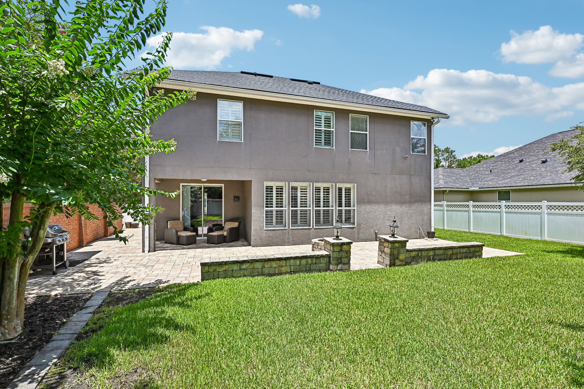Huntston Way-S2306-012