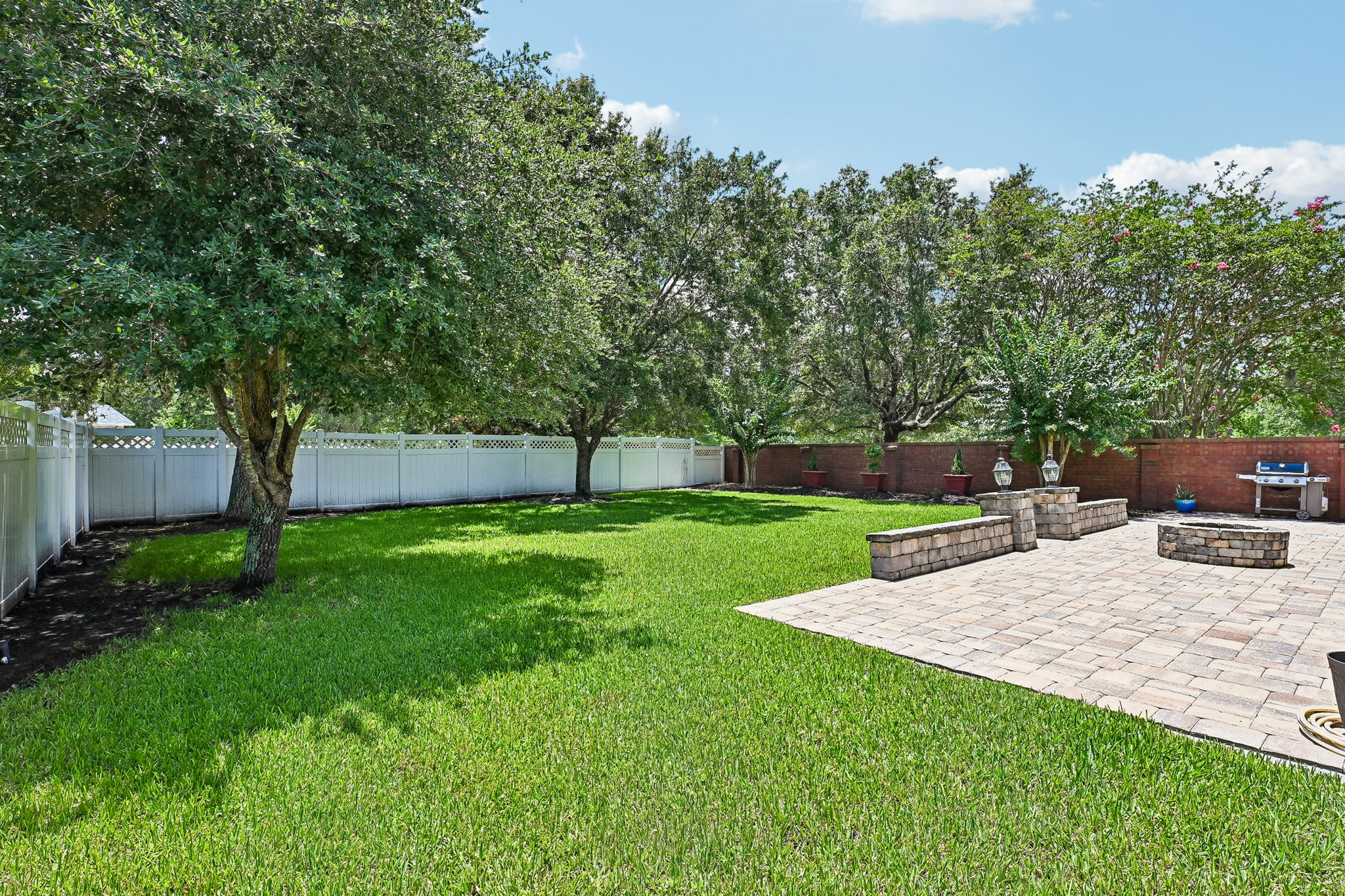 Huntston Way-S2306-014