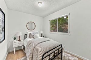 022_F8_200 Jackson St