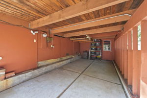 037_F8_200 Jackson St