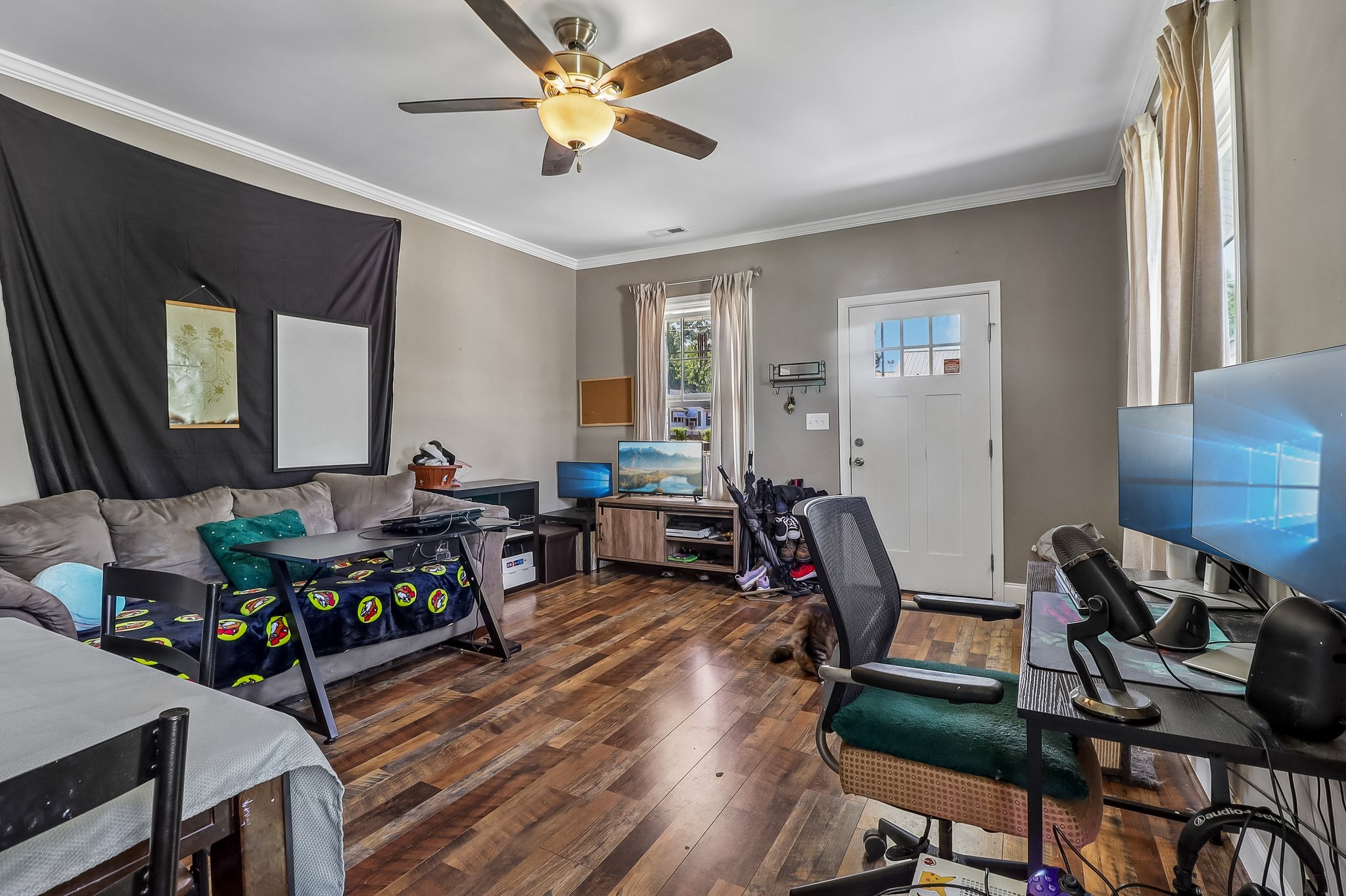 Jefferson St-S2204-008.jpg