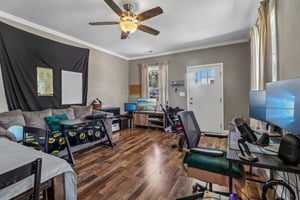 Jefferson St-S2204-008.jpg