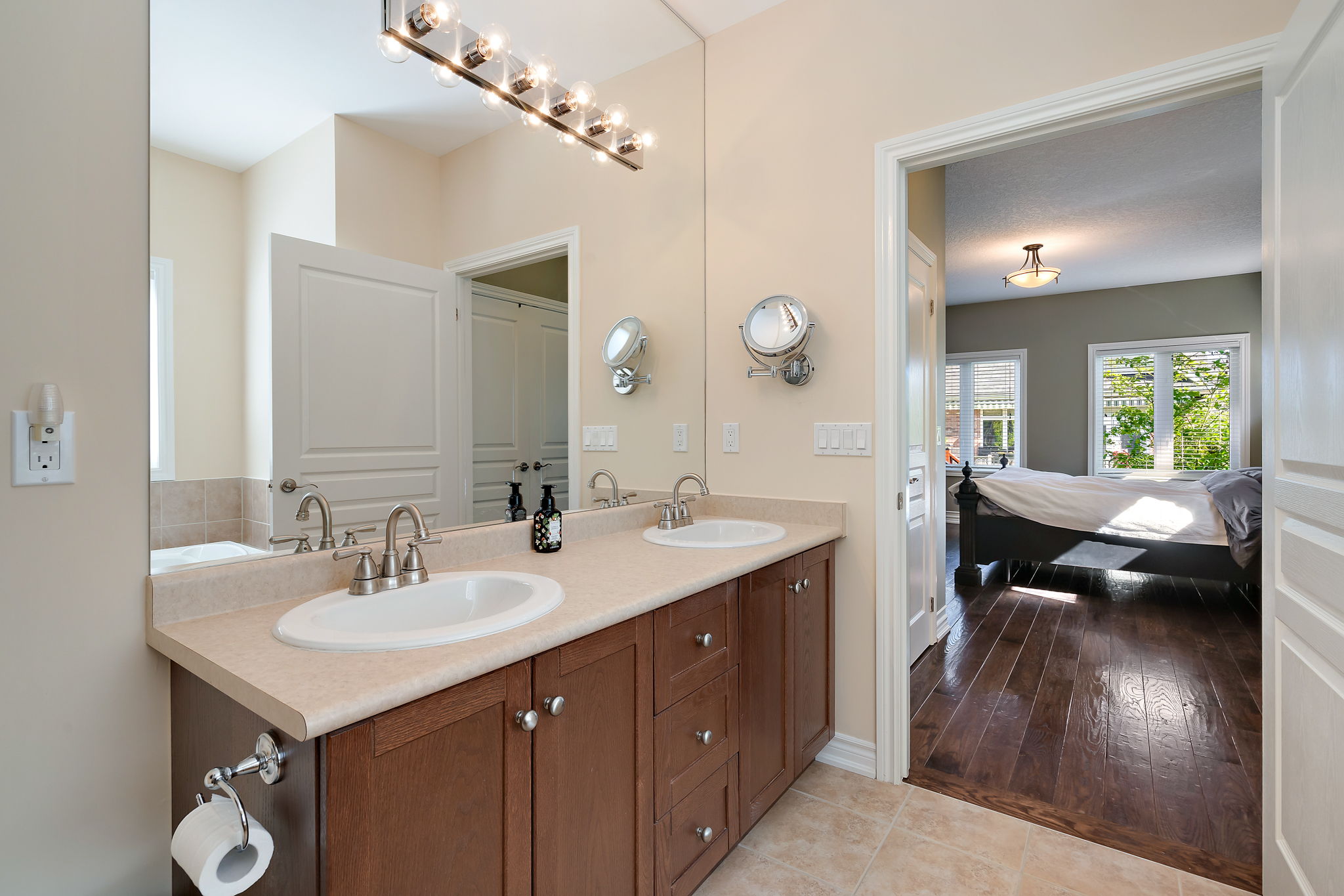  200 Kingfisher Dr Unit 186, Mono, ON L9W 0B3, US Photo 28