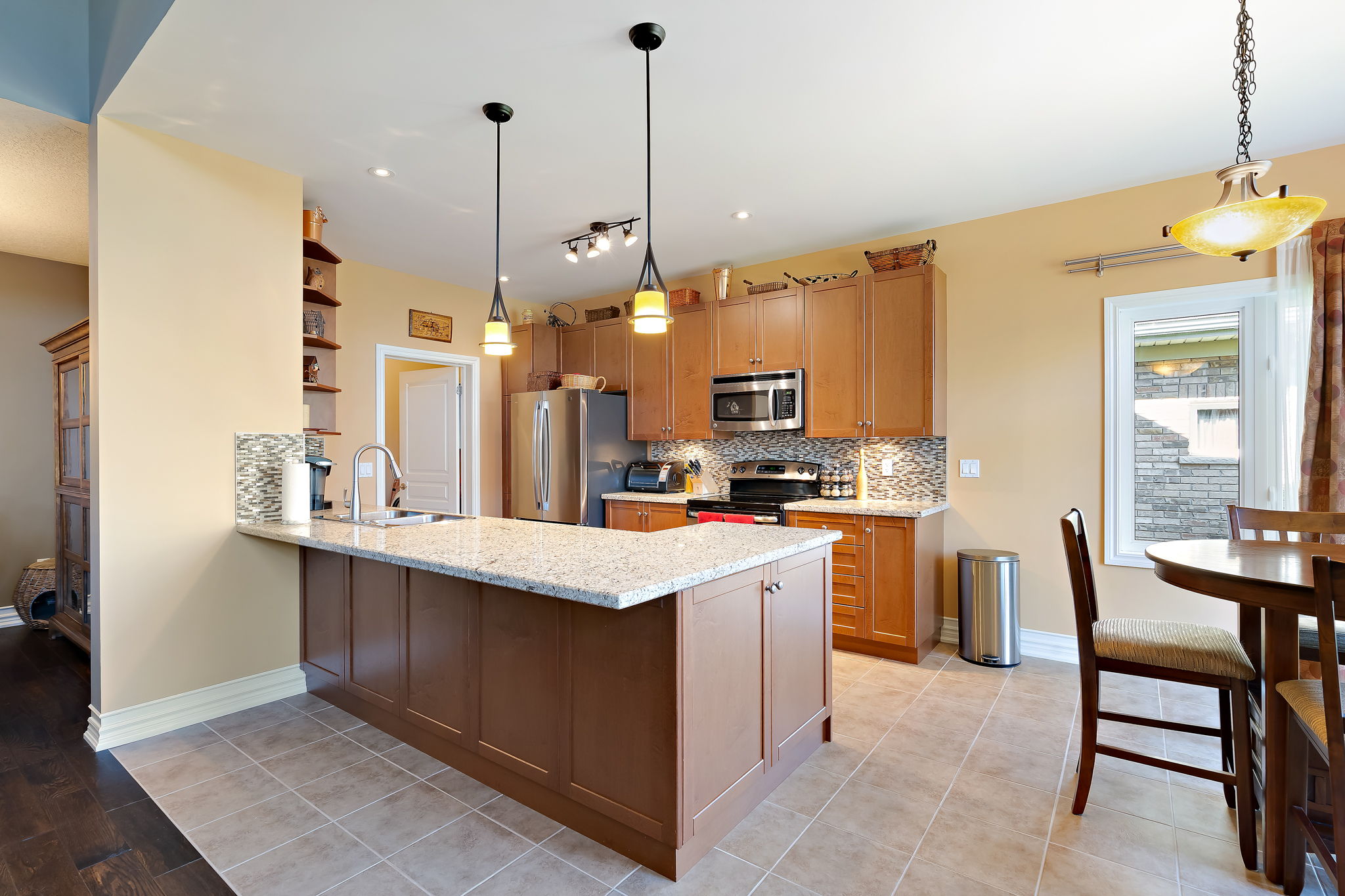  200 Kingfisher Dr Unit 186, Mono, ON L9W 0B3, US Photo 15