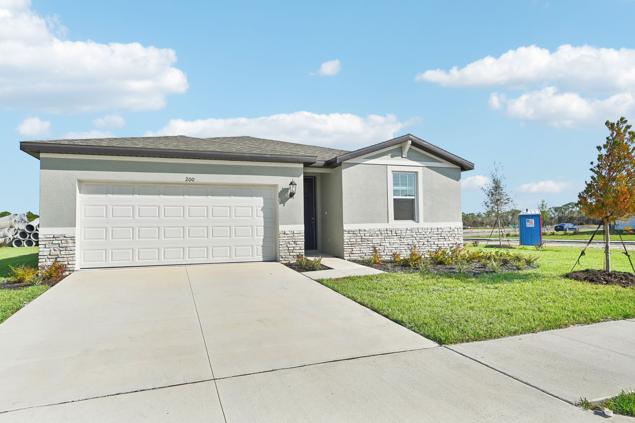 Tampa Division - Magnolia Bay - 200 Lazy Shore Drive, Nokomis, FL 34275 - 002