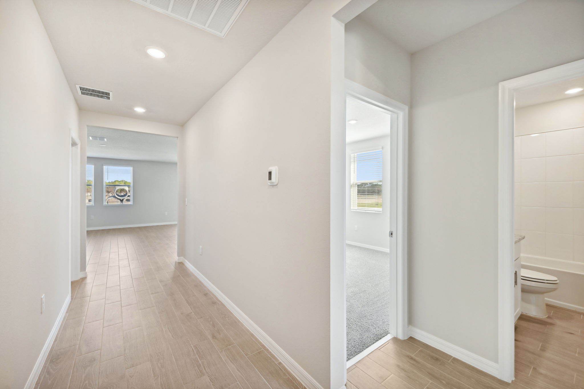 Tampa Division - Magnolia Bay - 200 Lazy Shore Drive, Nokomis, FL 34275 - 016
