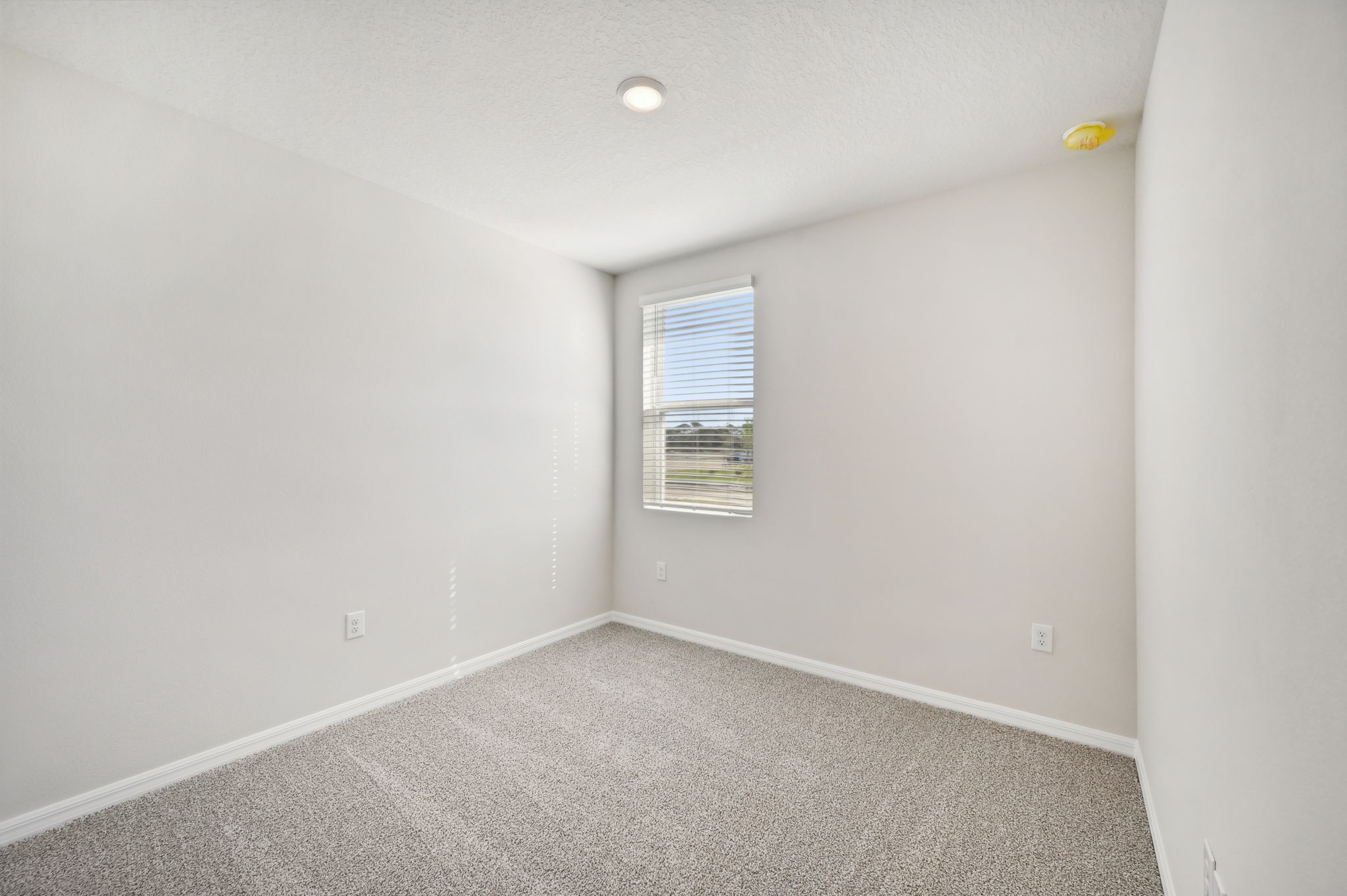Tampa Division - Magnolia Bay - 200 Lazy Shore Drive, Nokomis, FL 34275 - 017