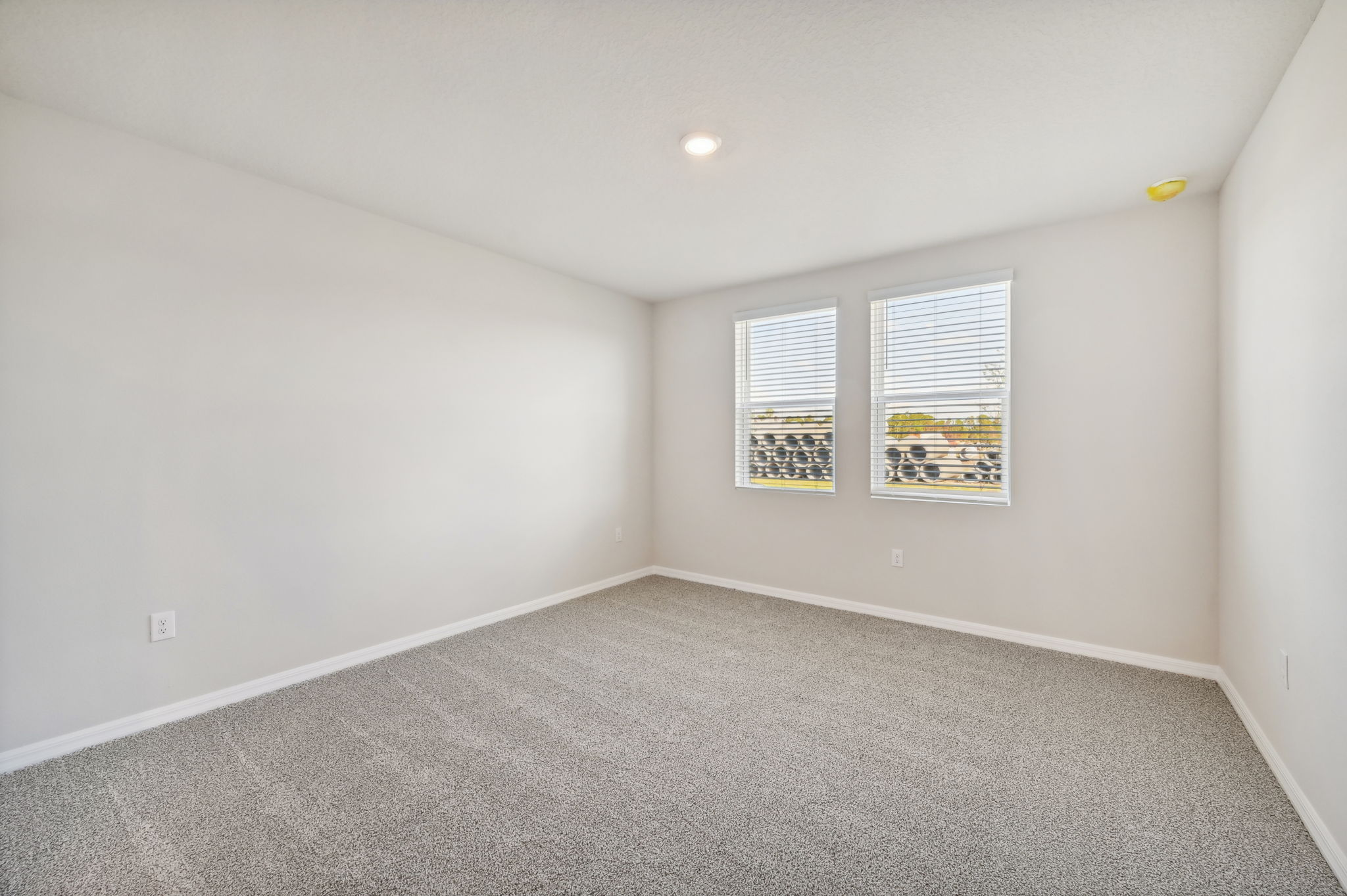 Tampa Division - Magnolia Bay - 200 Lazy Shore Drive, Nokomis, FL 34275 - 025