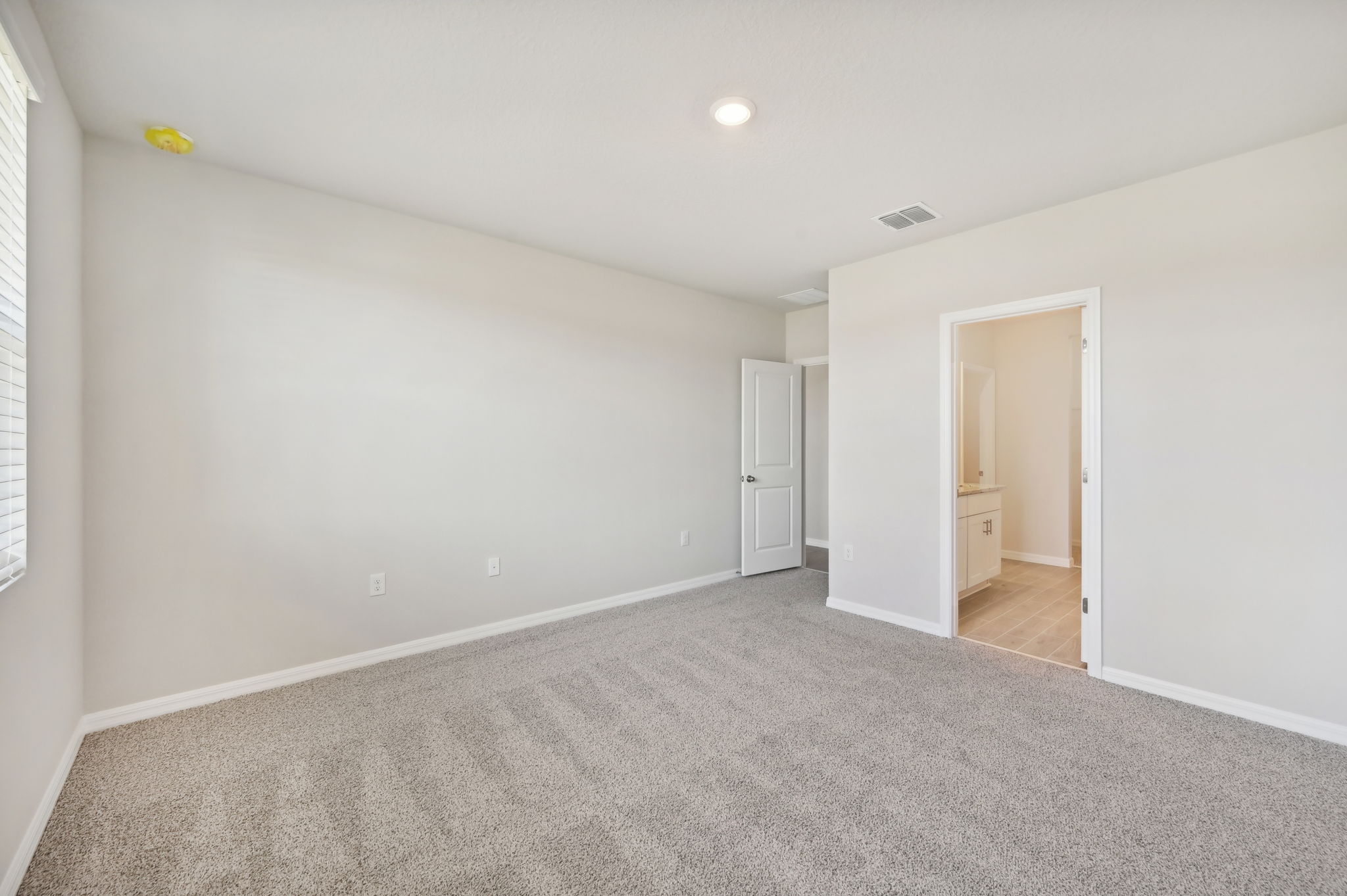 Tampa Division - Magnolia Bay - 200 Lazy Shore Drive, Nokomis, FL 34275 - 026