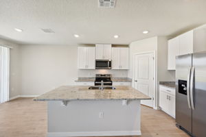 Tampa Division - Magnolia Bay - 200 Lazy Shore Drive, Nokomis, FL 34275 - 012