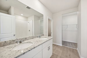 Tampa Division - Magnolia Bay - 200 Lazy Shore Drive, Nokomis, FL 34275 - 028