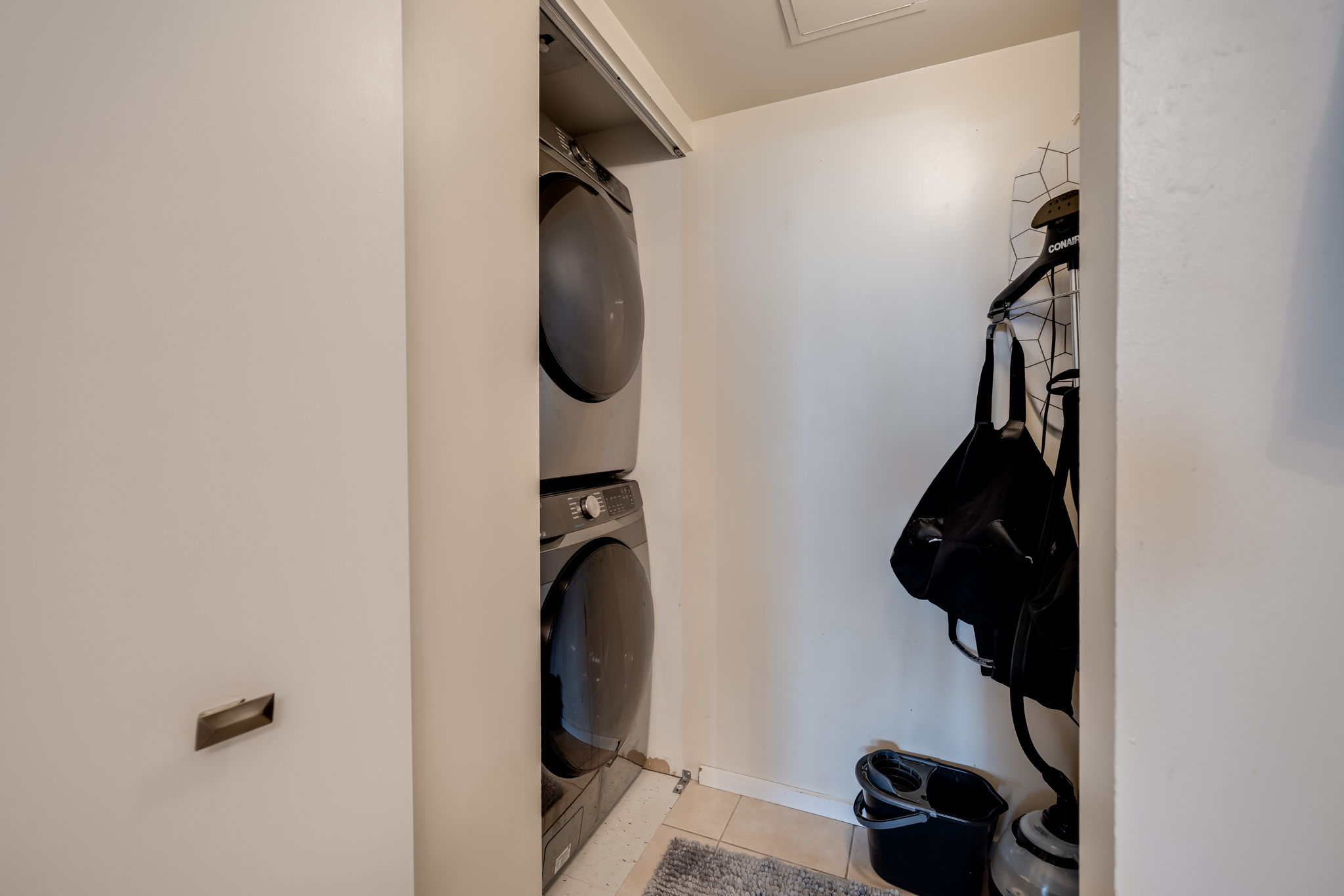 Toronto property showcase — delivered property photograph 28