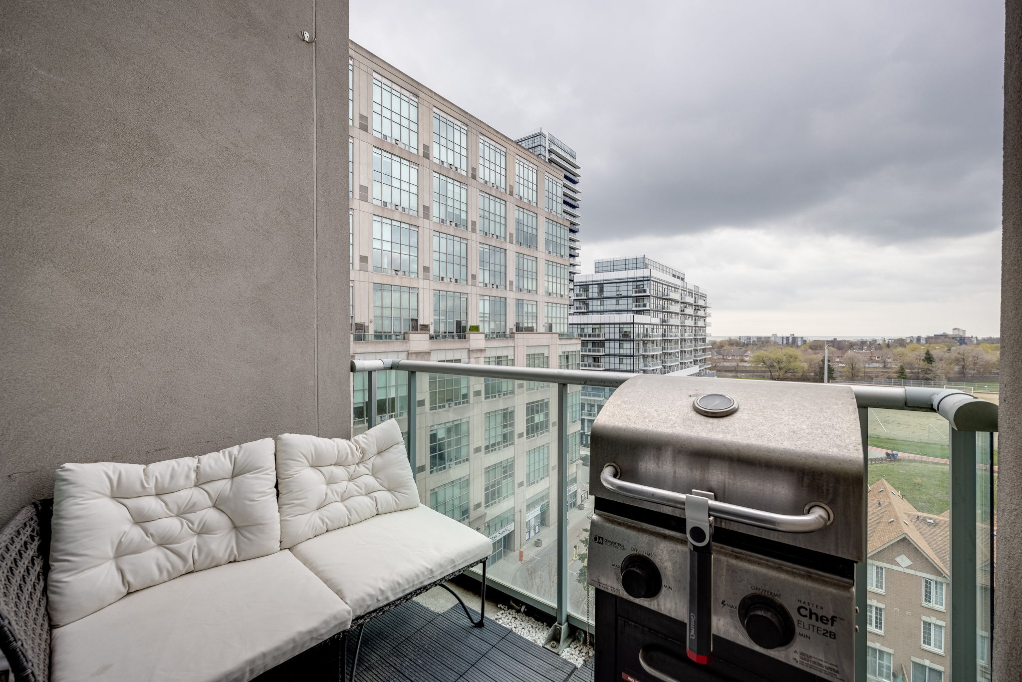 Toronto property showcase — delivered property photograph 33