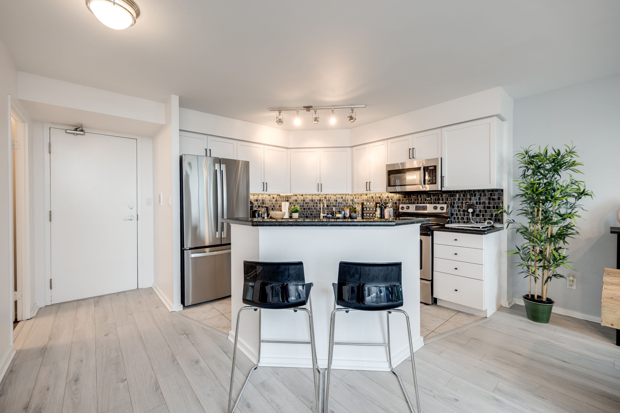 Toronto property showcase — delivered property photograph 14