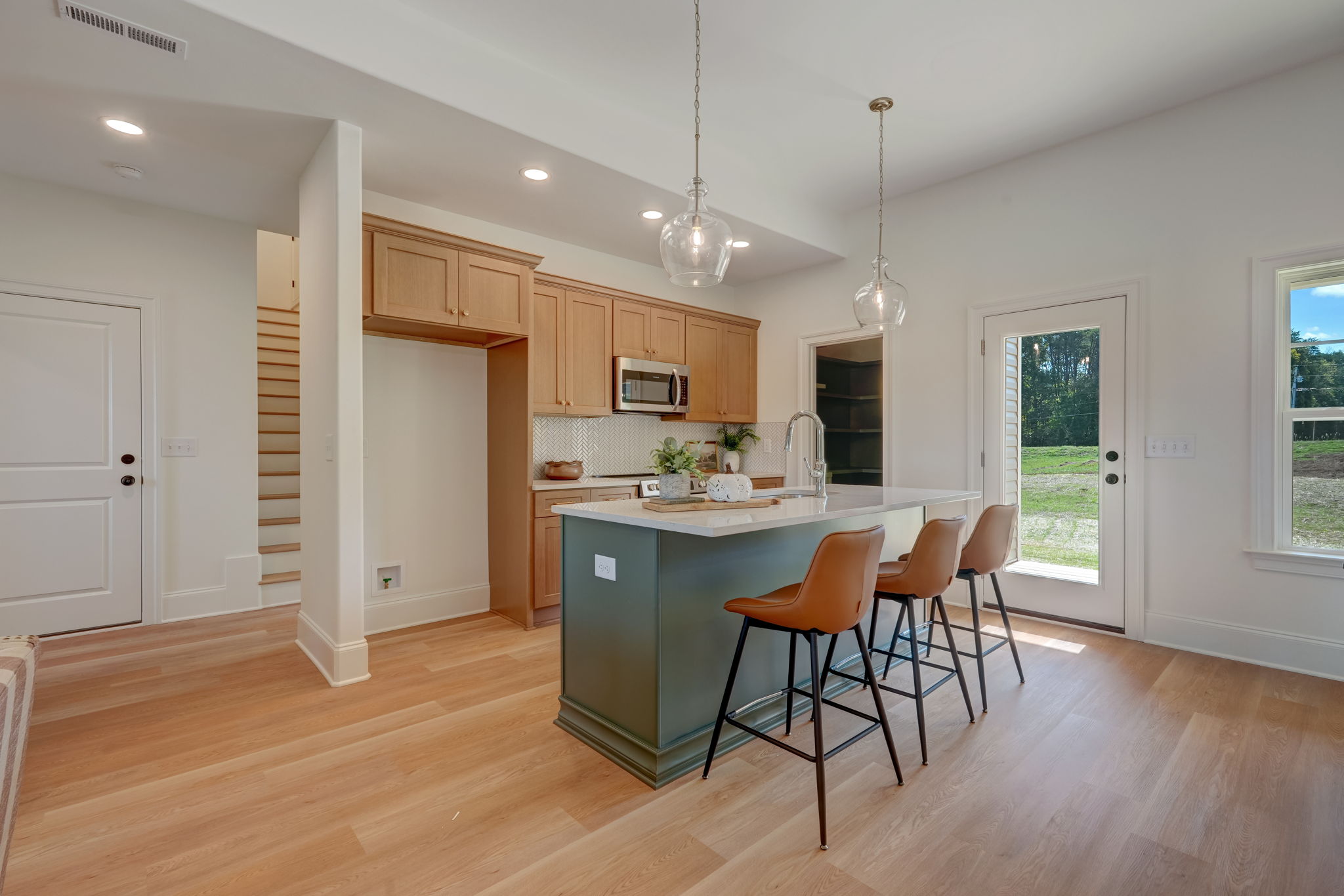 Kitchen/Breakfast Bar
