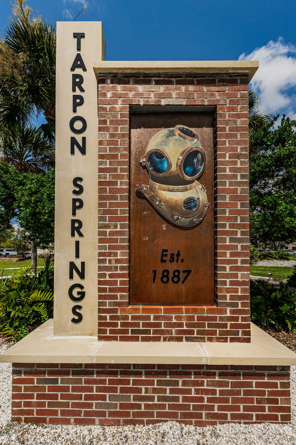 Tarpon Springs Sign1