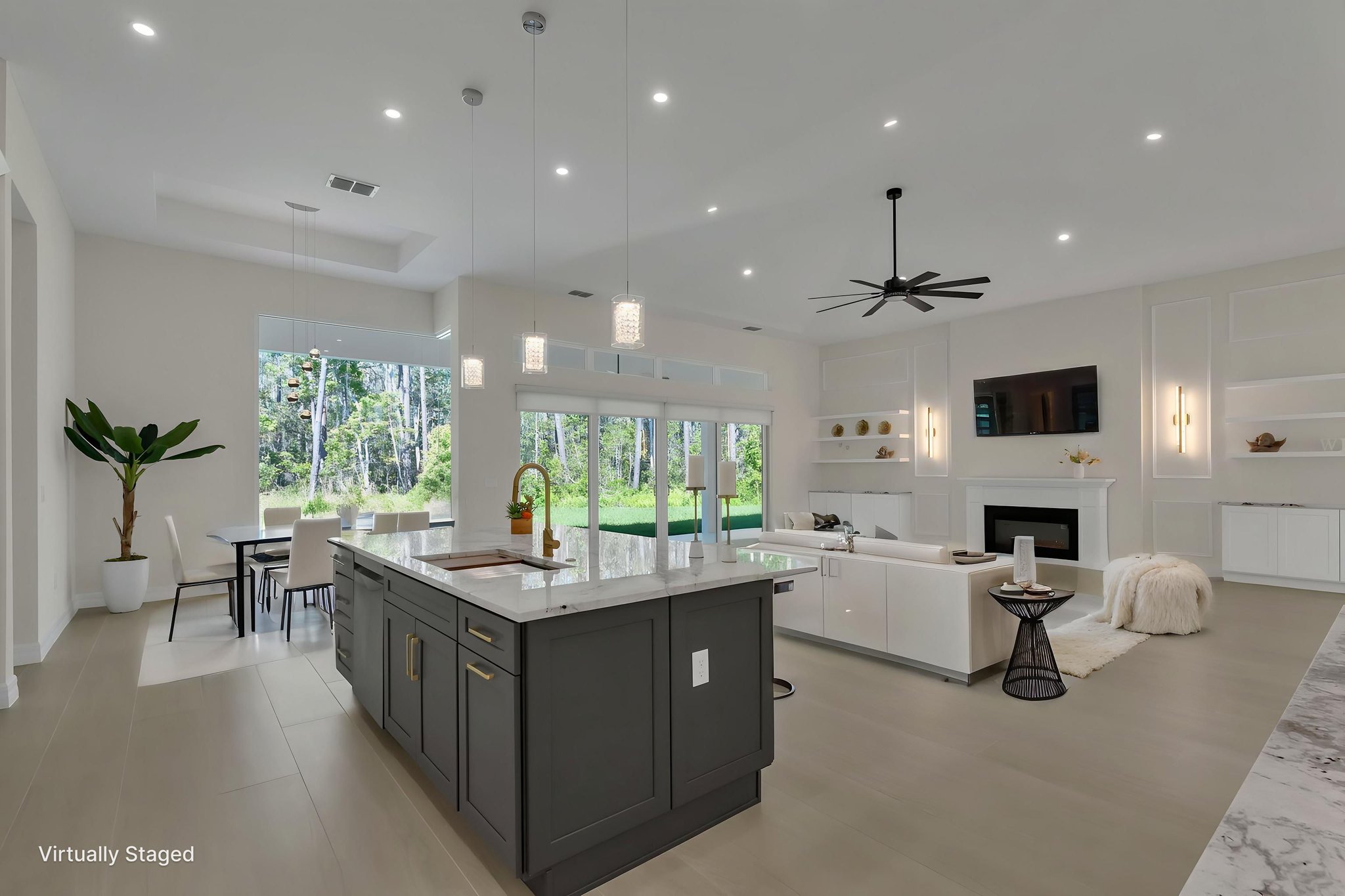 KUM00337 virtually staged.jpeg